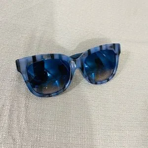 Gucci sunglasses luxury designer fashion brand blue gg logo real authentic Gucci | Accessories | Gucci Sunglasses Luxury Designer  main image 3